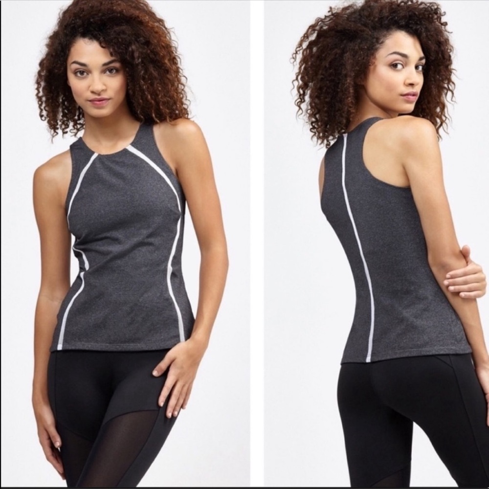 HEROINE SPORT - Studio Tank in Grey, Size Medium